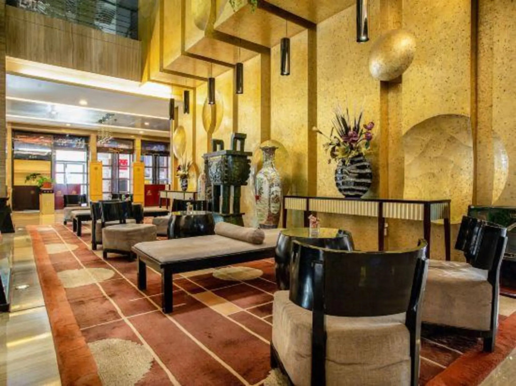 Sunshine Hotel