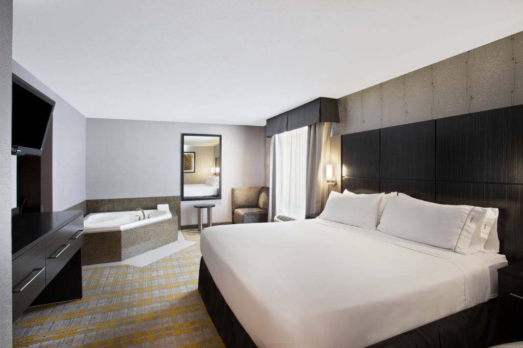 Holiday Inn Express & Suites Cooperstown by IHG