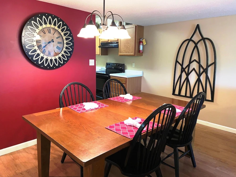 Cedar Lodge 601