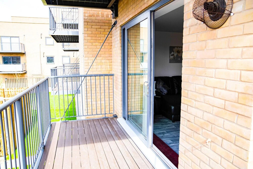 Luxury & Cosy new Build 2-bed Apartment in Chatham