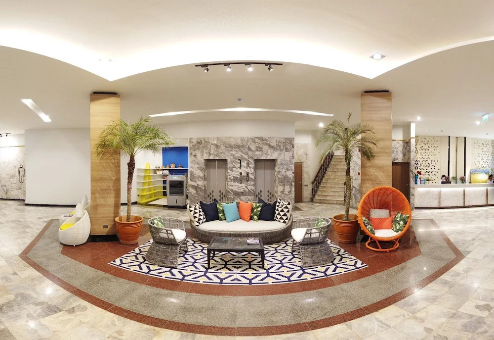 M Grand Hotel Roiet