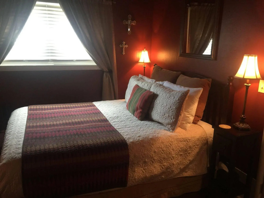 Vara Guest House