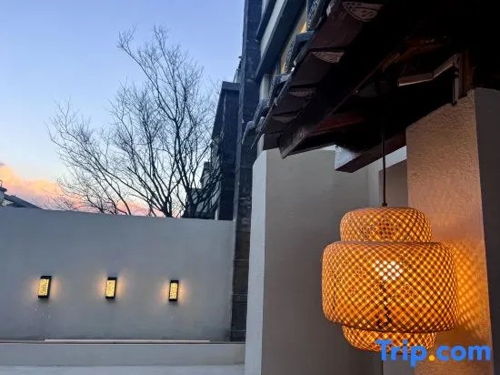 Yiyunju · Listen to Mountain Pillow Dream | Cangyue Garden Art Villa