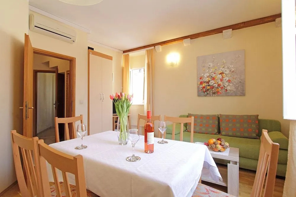Apartments Noa Old Town