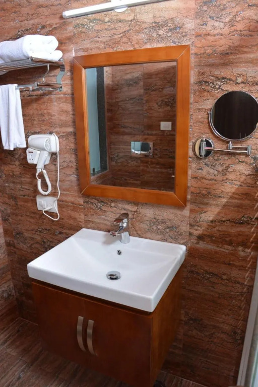 Hotel Shiva Sanctuary by DLS Hotels, McLeod Ganj