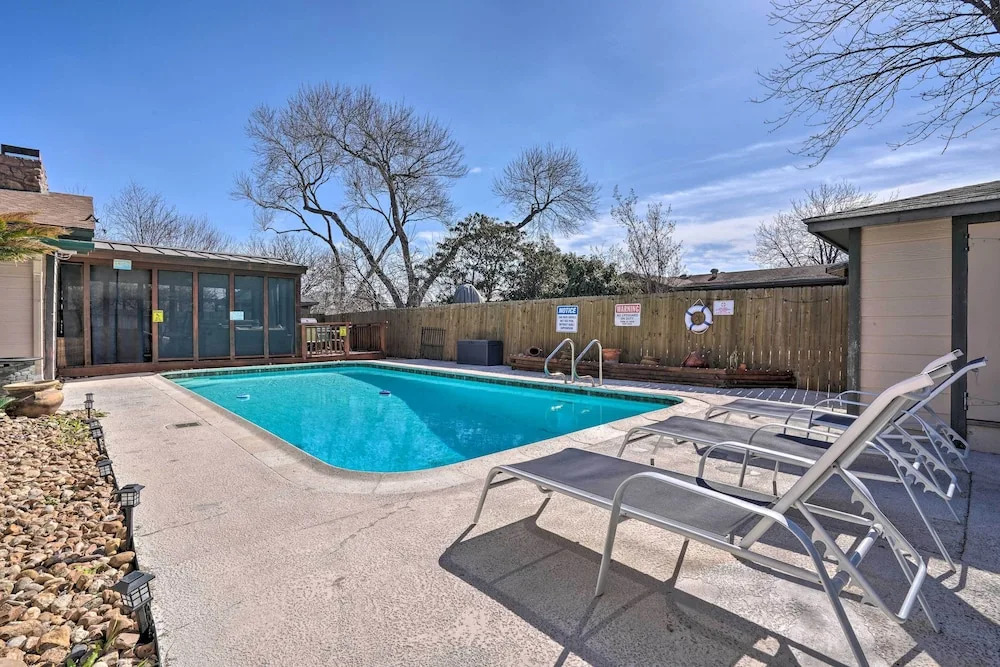 San Antonio Home w/ Pool, Near Lackland AFB