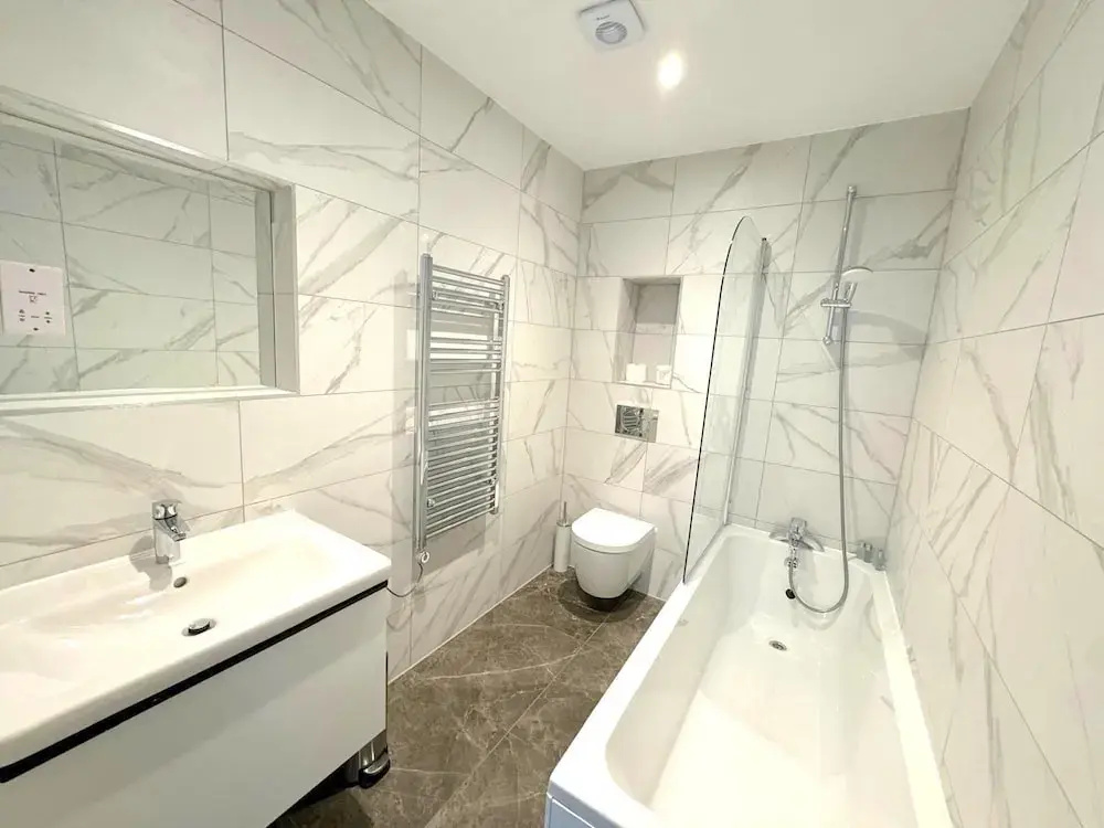 Modern Townhouse, Close to 02,excel, 5mins to Tube