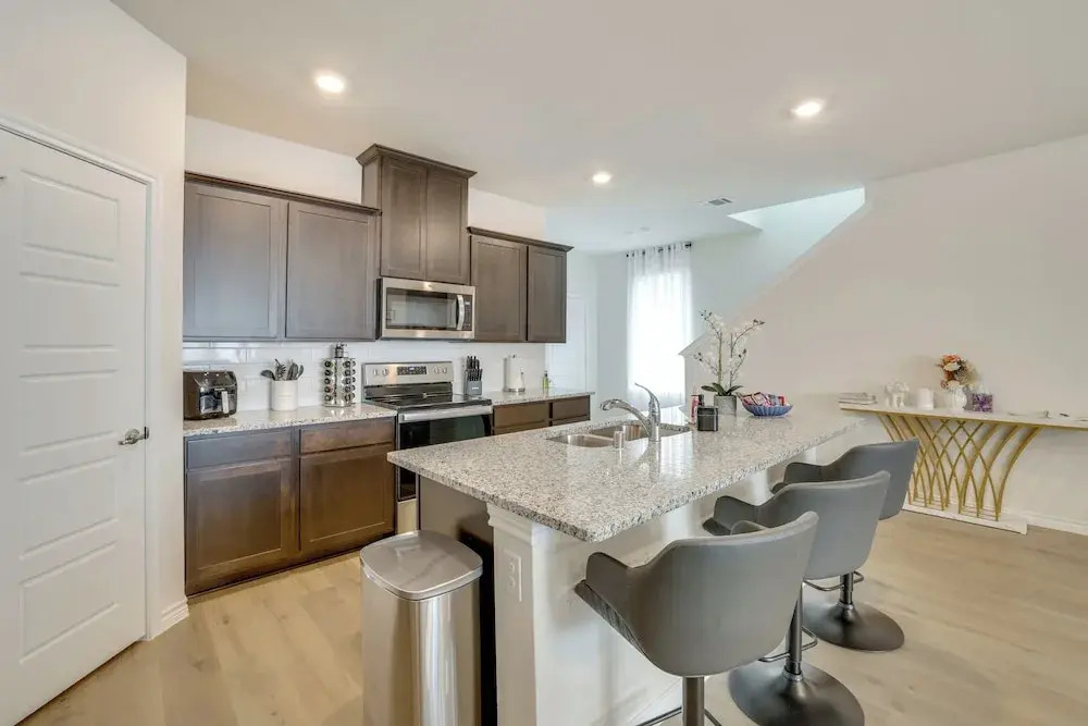 12 Mi to Dtwn Mckinney: Modern Gem w/ Patio & Yard
