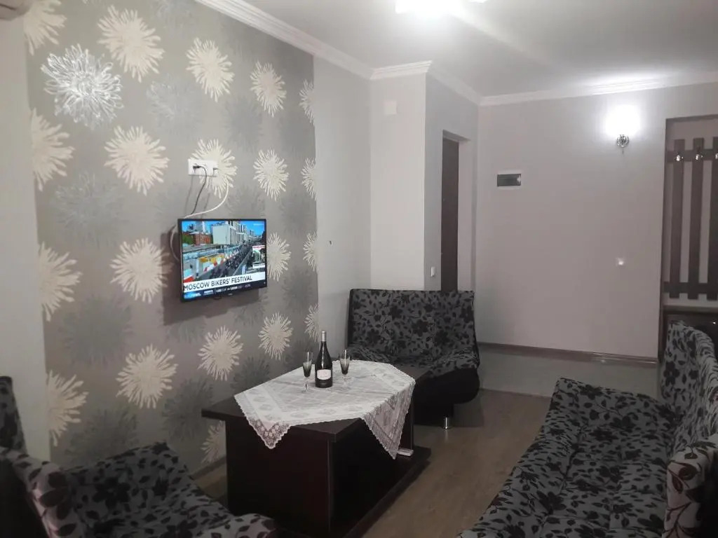 Lia Apartment2