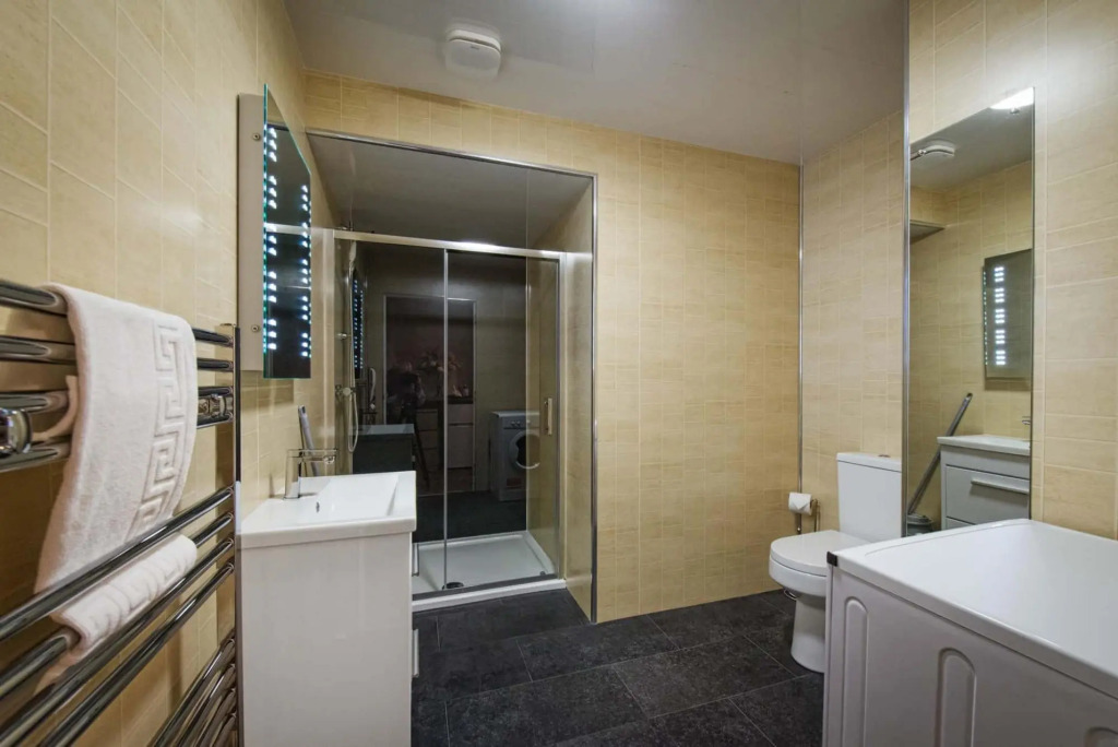 Rosedene Highland House - King Studio Apartment 4