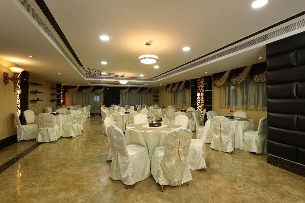 Royal Grand Suite Hotel