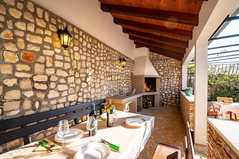 Holiday House by the sea With Amazing Terrase View - Vela Luka