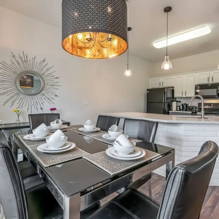 Remodeled Gem - Comfort and Location