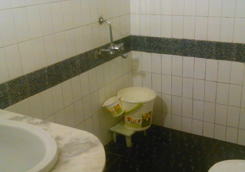 Ellora Hotel