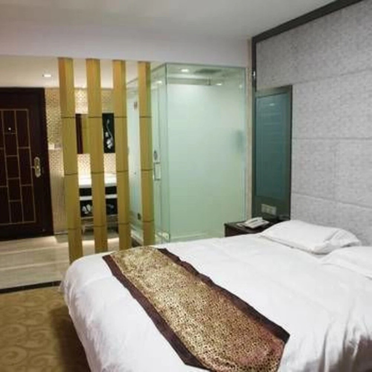 York Chain Hotel
