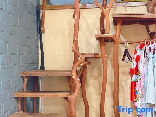 Xiongxiong Tribe Homestay