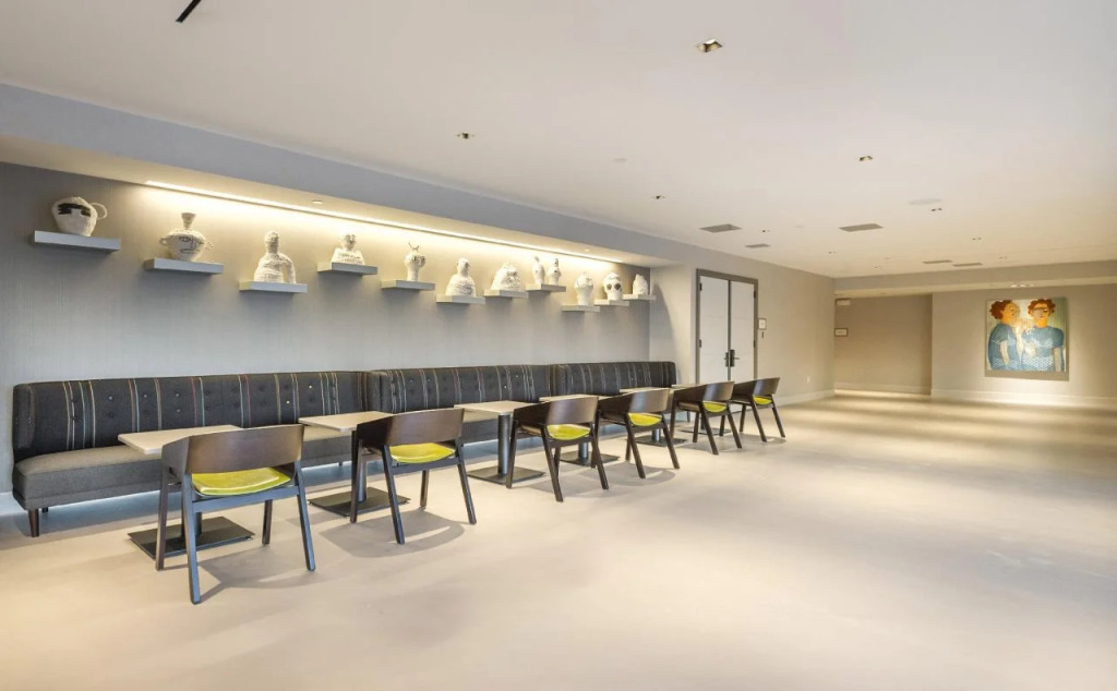 Hotel Commonwealth