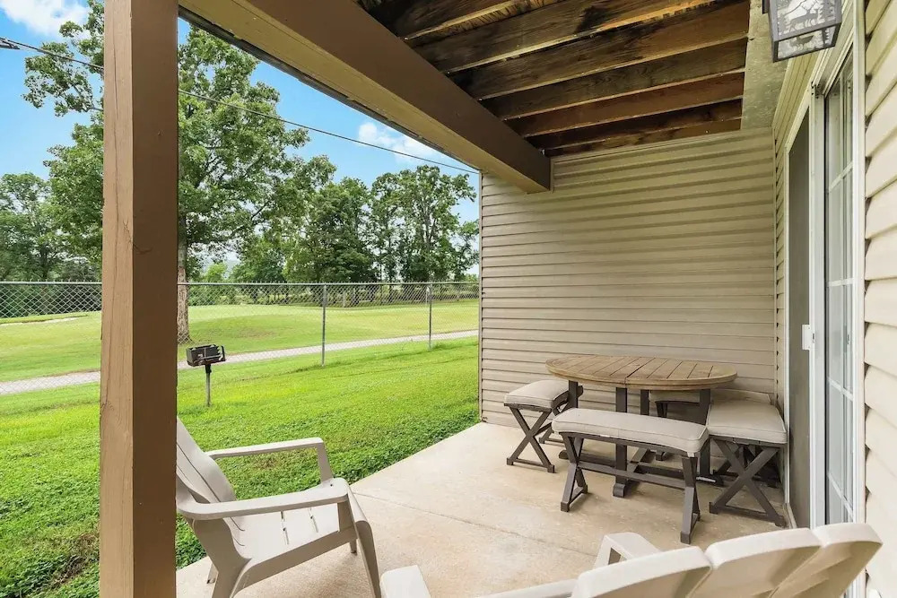 Fallcreek Haven - A Chic Retreat