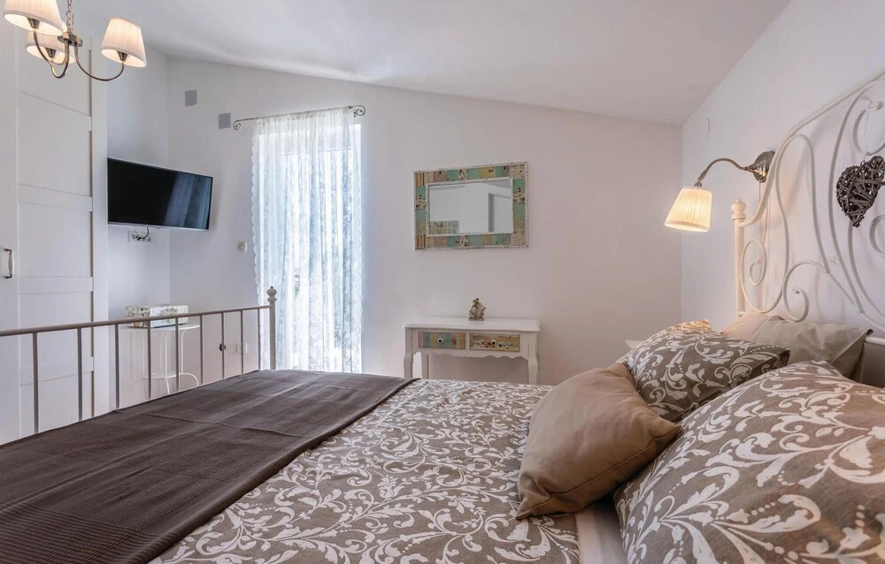 Luxurious Home In Kornic