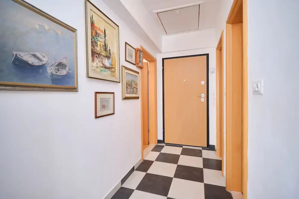 Seaview Apartment Kia by Litto
