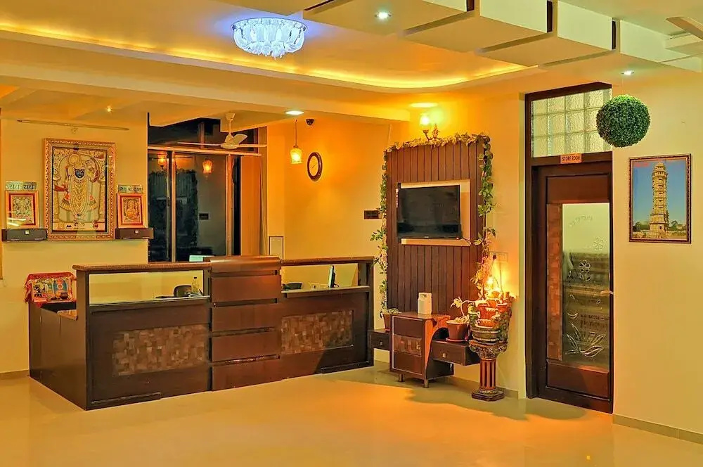 Hotel Shivam Fort View By OYO Rooms