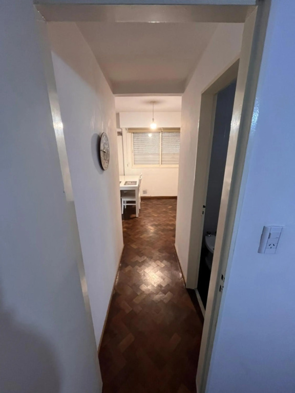 Hermoso departamento céntrico de dos ambientes.