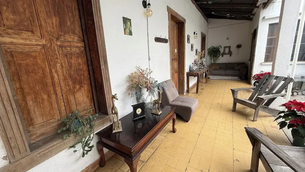 CASA DE LAS FLORES