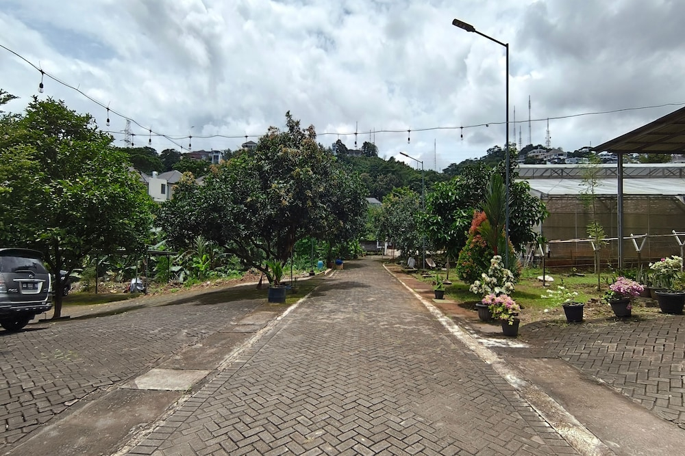 Hotel O House Of Fosil Syariah
