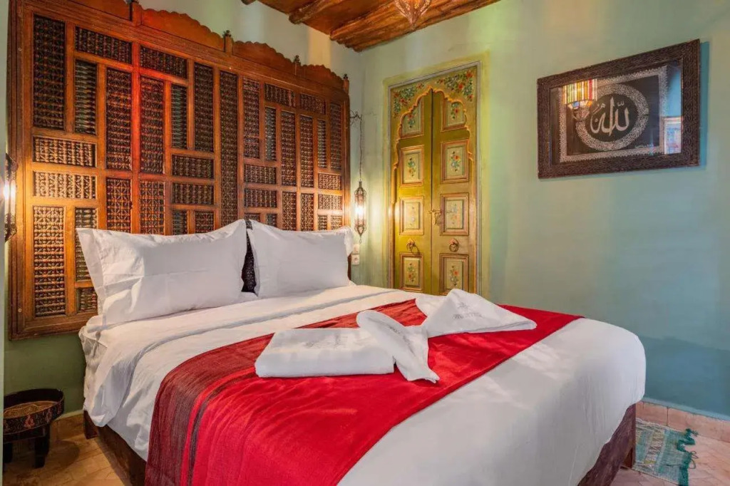 Riad Yamina52