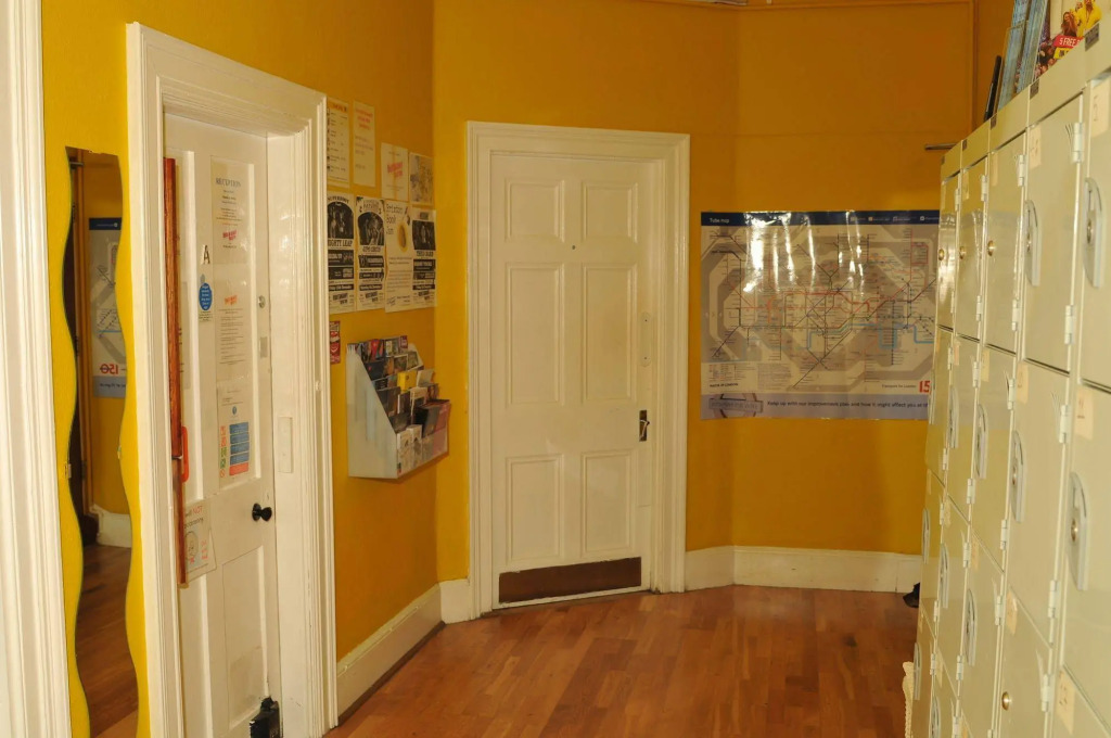 Hootananny Hostel