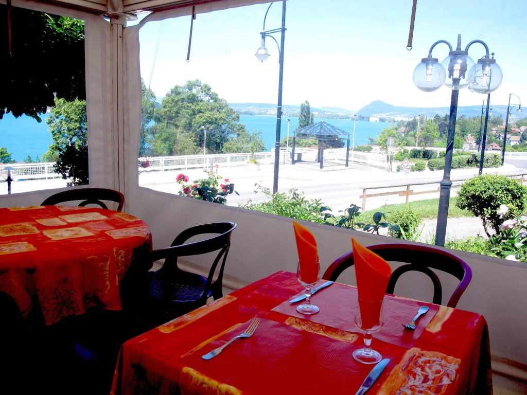 Hotel Restaurant - Acacias Bellevue