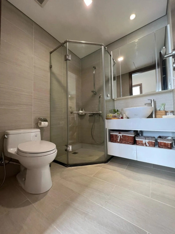 2 Bedrooms in luxury @Vinhomes Green Bay Ha Noi.