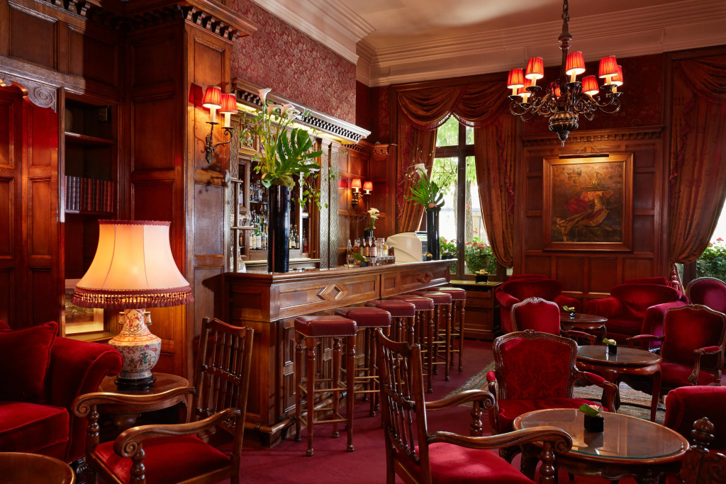 Hotel Raphael