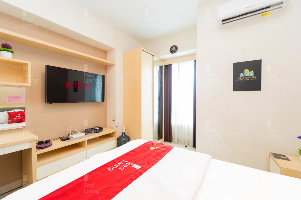 RedLiving Apartemen Grand Kamala Lagoon - Icha Rooms Tower Barclay South with Netflix
