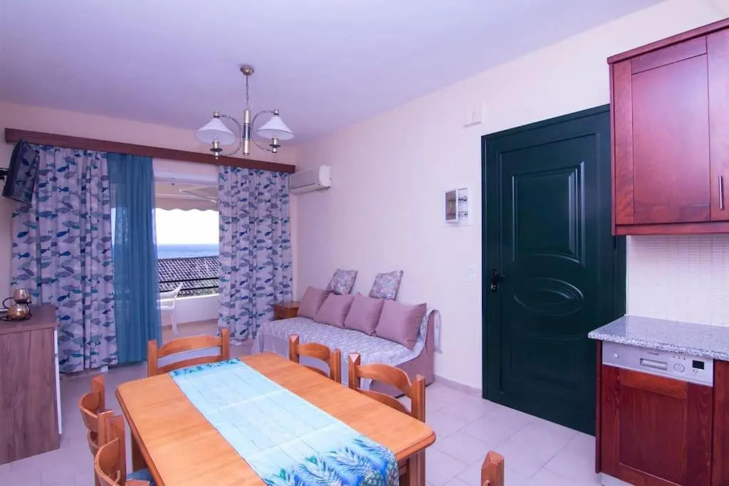 Family Seaview Balconies Hilda Home 90