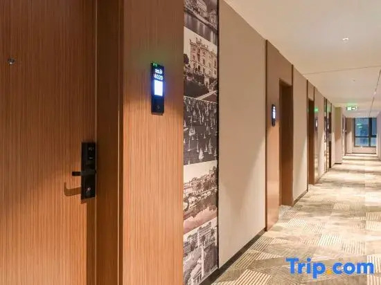 Yaste International Hotel (Beijing Daxing Xingguang Film Park)
