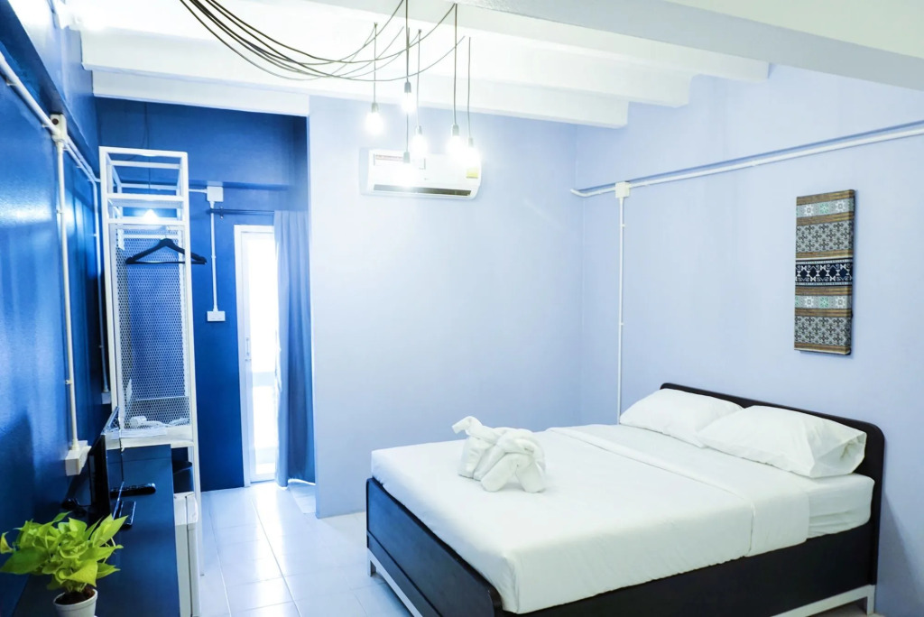 BEDGASM Hotel x Cafe Nimman