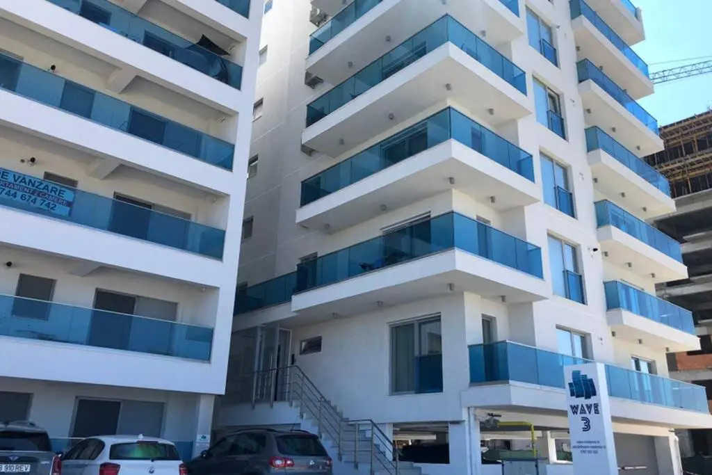 Waves Residence Apartment - beachfront -30m from the beach