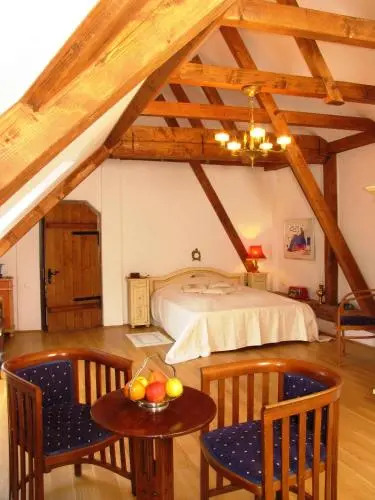 Casa Rozelor