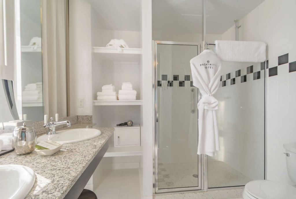 Proximity Hotel