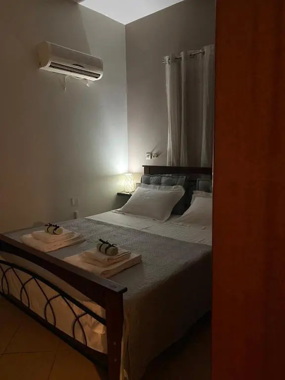 Happinest Private Suite with Jacuzzi