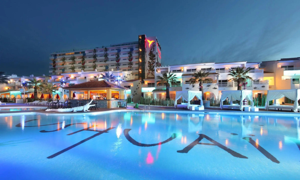 The Unexpected Ibiza Hotel - Ushuaïa Club entrance included