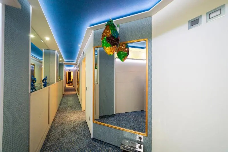 Leucosya Luxury Rooms