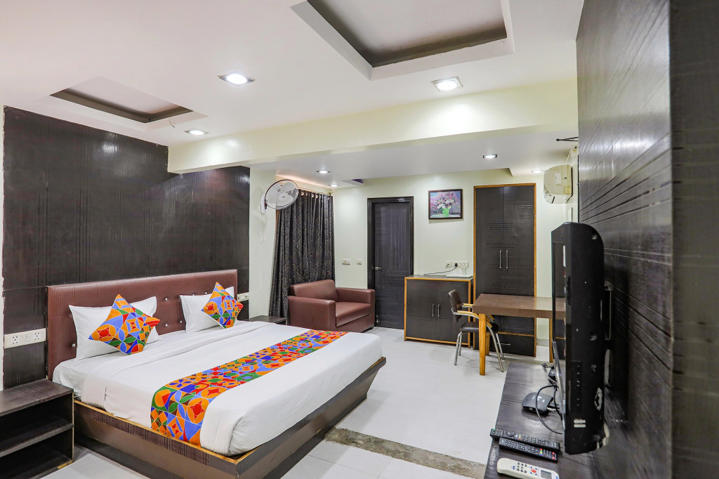 Hotel Trio Continental by Fabhotel