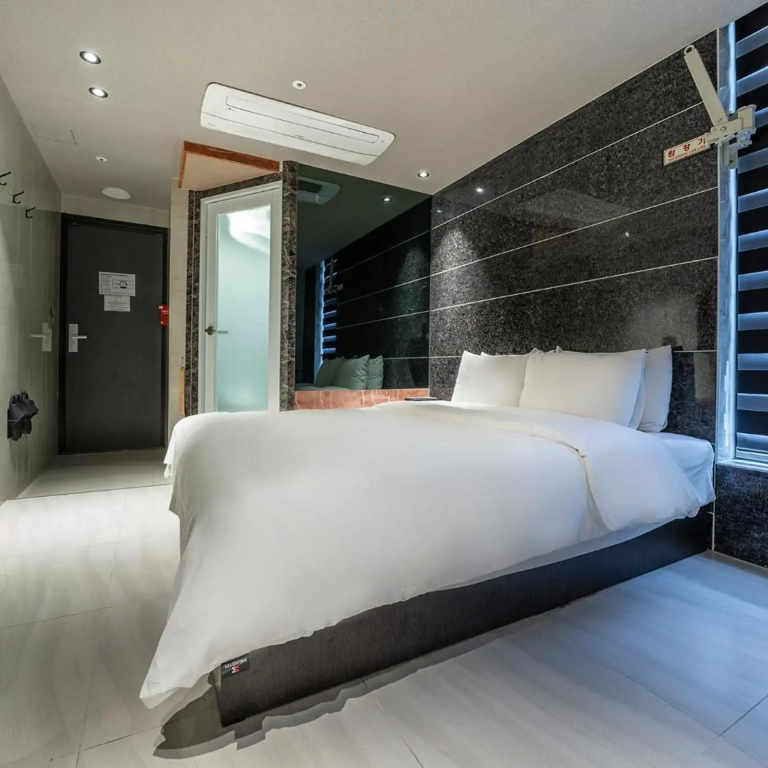 MG Hotel Jonggak