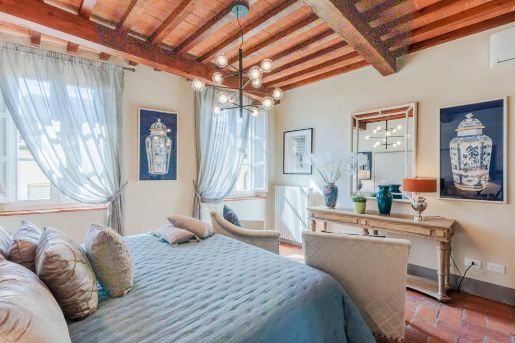Casa Lucky a Modern Lucca Penthouse