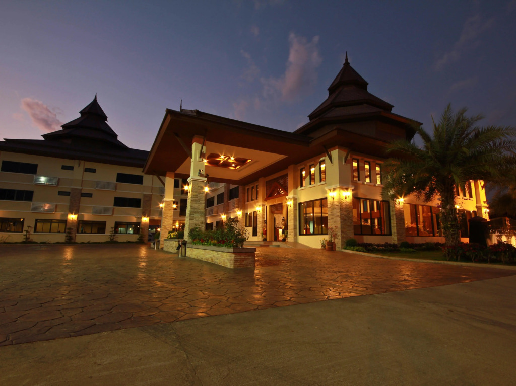 Chiangrai Grand Room Hotel