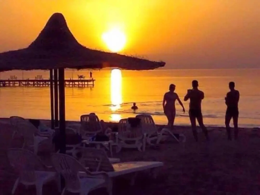 Royal Beach Resort