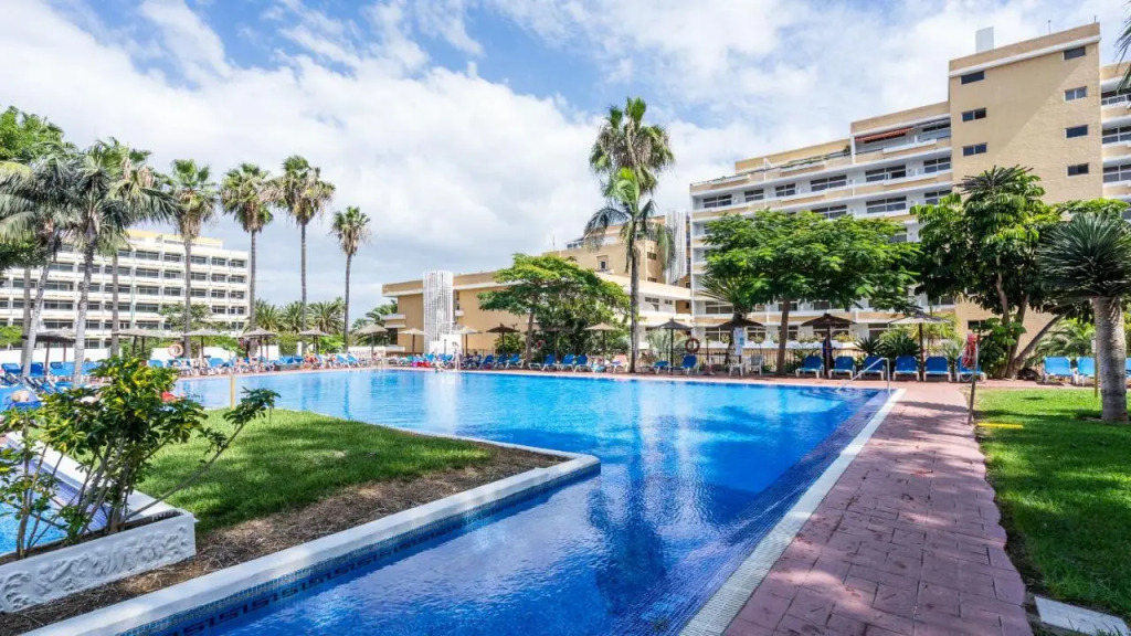 Complejo BLUESEA Puerto Resort compuesto por Hotel Canarife y Bonanza Palace