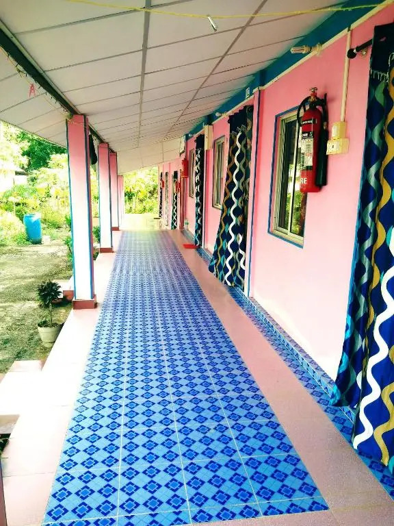 Blue Bird Residency